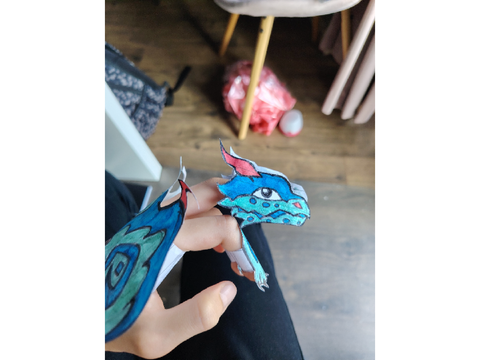 Dragon pupets!
