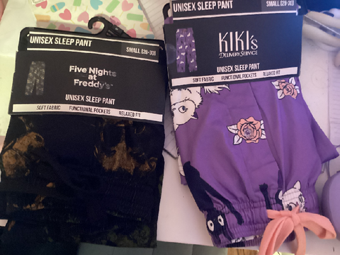 Hot topic haul