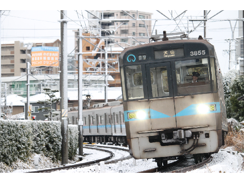 【朝から撮り鉄】3年強ぶりにﾊﾟｸｯﾃ朝回収した写真