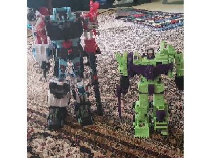 HOLY HES HUGE!!!