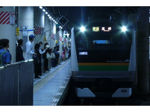 上野 地平ホーム