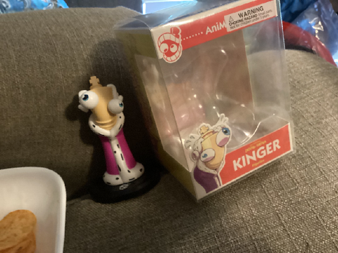 KINGER FIGURE YAAY