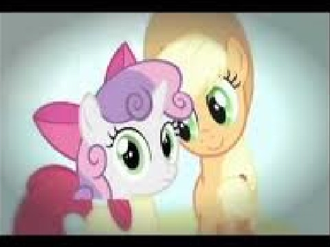 Sweetie Bot's big race (with intro)