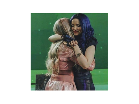Descendants behind the scenes!