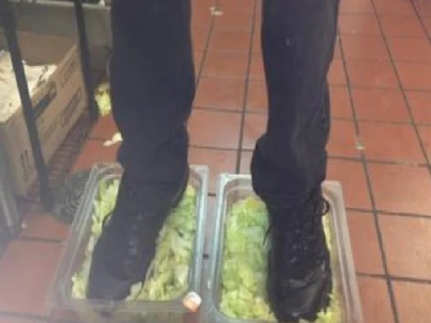 Burger King foot lettuce