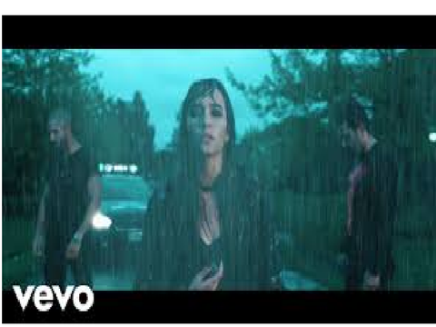  Aitana, Cali y El Dandee > +