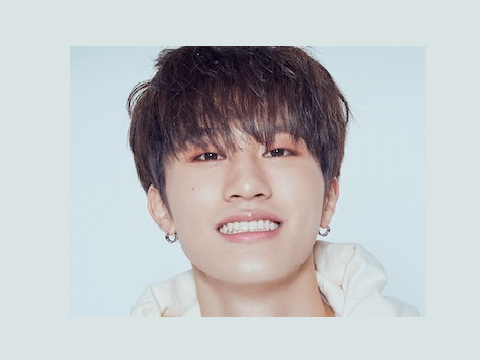 There's Nothing Holding Me Back Cover By: Bang Yedam