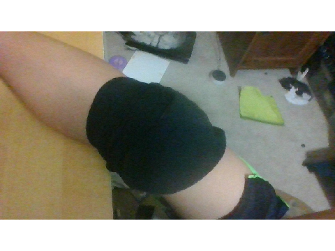 Leg Reveal go Brrrrr-