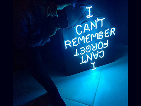 ✶