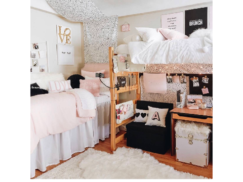 Spring day High school Dorm 5