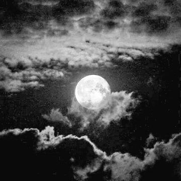 ☁