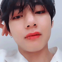 V