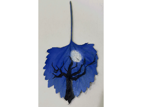 Drawing on leaf