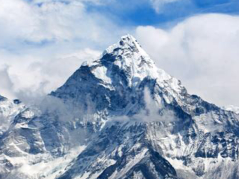 Mt. Everest || a parallax 