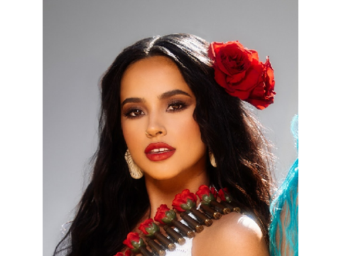 Shower song Becky G