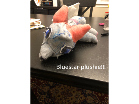 I made a new plushie…
