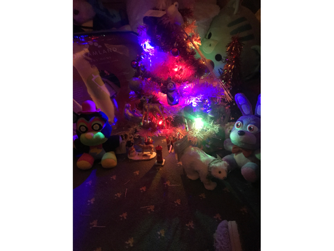 Christmas tree and fnaf plushies 