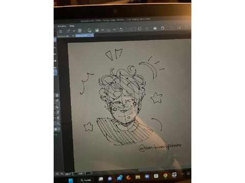 Self portrait <333