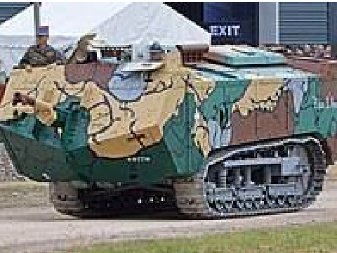 French Saint-Chamond assault tank pic #2