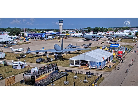 Boeing Plaza Oshkosh Wittman 7/22/23