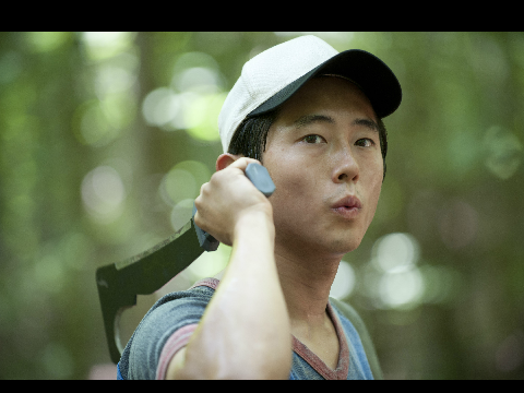 HE'S ALIIIIIIIIVE! [TWD SPOILERS]
