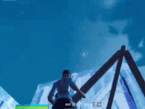 I recorded me playing fortnite