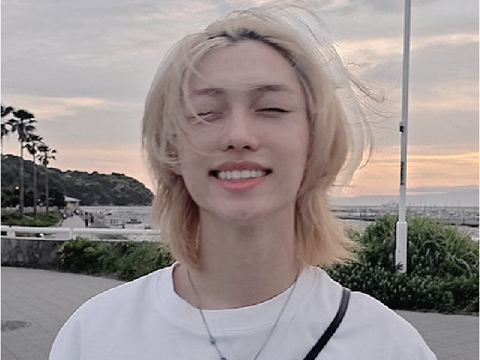 Angel Tears || Lee Felix x GN! Reader