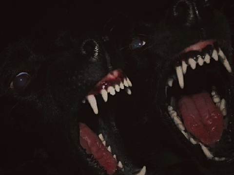 ⛧