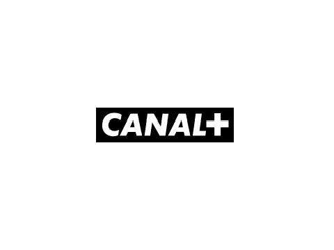 CANAL+ APPROACHES BEHIND YOU