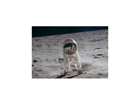 amogus on moon