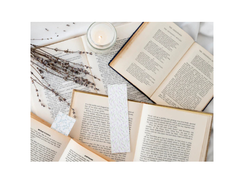 ♡ questions for book lovers !! ♡ My answers